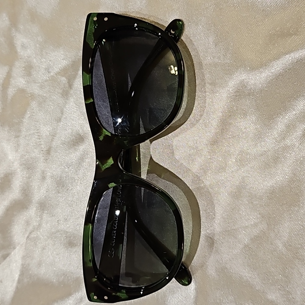 💯Auth Oliver Goldsmith Lancelot Mint choc chip sunglasses 🇮🇹